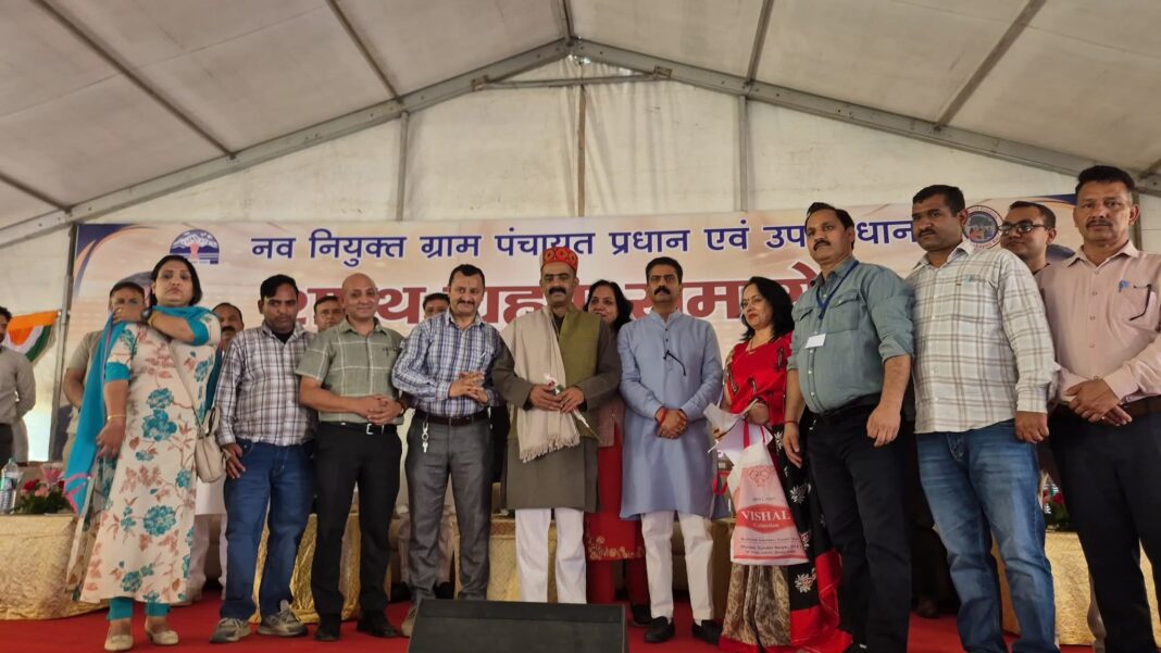 पंचायतीराज मंत्री से मिले कर्मचारी, जानें क्या रहा मुख्य मुद्दा पंचायतीराज मंत्री से मिले कर्मचारी, जानें क्या रहा मुख्य मुद्दा