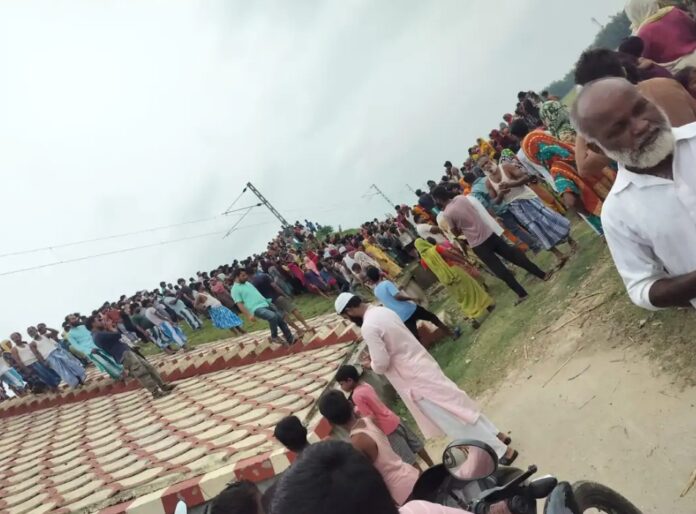 मालगाड़ी की चपेट में आकर युवक की मौत मालगाड़ी की चपेट में आकर युवक की मौत