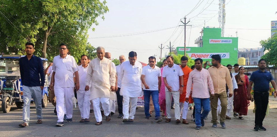 अंतरराष्ट्रीय योग दिवस: दिबियापुर में जन जागरूकता रैली में उमड़ा जनसैलाब अंतरराष्ट्रीय योग दिवस पर दिबियापुर में जन जागरूकता रैली