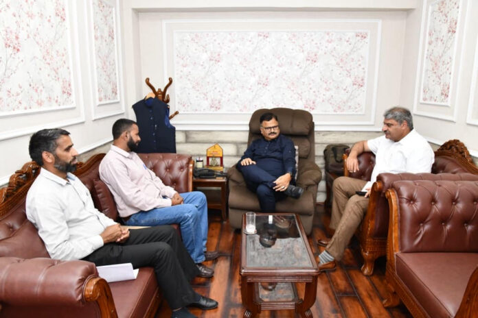 MPs and MLAs met Minister Javed Rana and discussed issues of public interest.