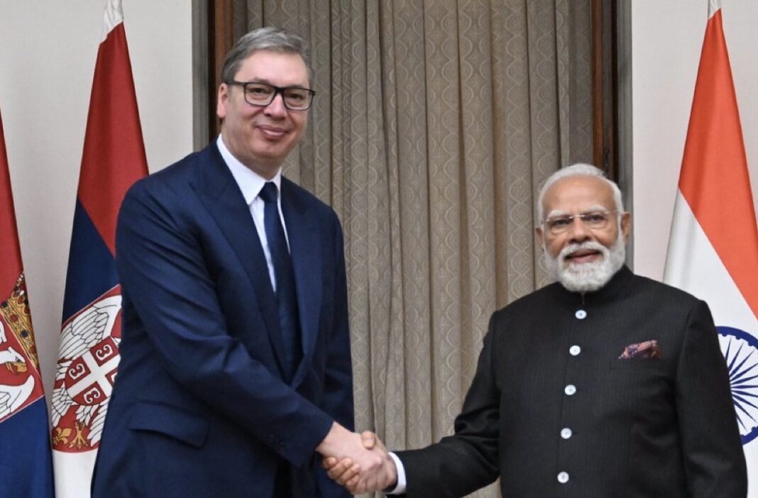 प्रधानमंत्री मोदी और सर्बिया के राष्ट्रपति अलेक्जेंडर वुसिक की महत्वपूर्ण मुलाकात प्रधानमंत्री मोदी और सर्बिया के राष्ट्रपति