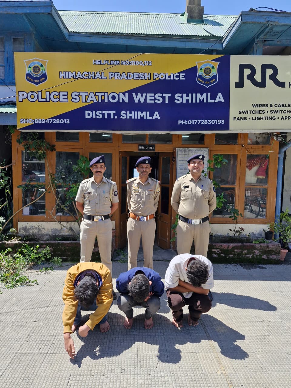 पुलिस ने आरोपी को किया गिरफ्तार पुलिस ने आरोपी को किया गिरफ्तार
