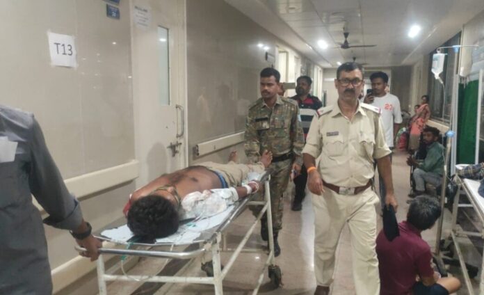 कर्नाटक के पूर्व मुख्यमंत्री देवदास गौड़ा घायल