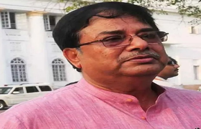 पूर्व मंत्री उदयन गुहा