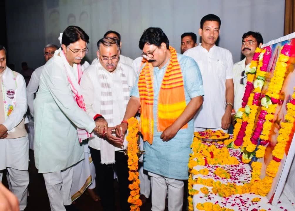 तरुण चुघ ने पत्रकार वार्ता में की शिरकत, चर्चा में उठाए गए कई महत्वपूर्ण मुद्दे