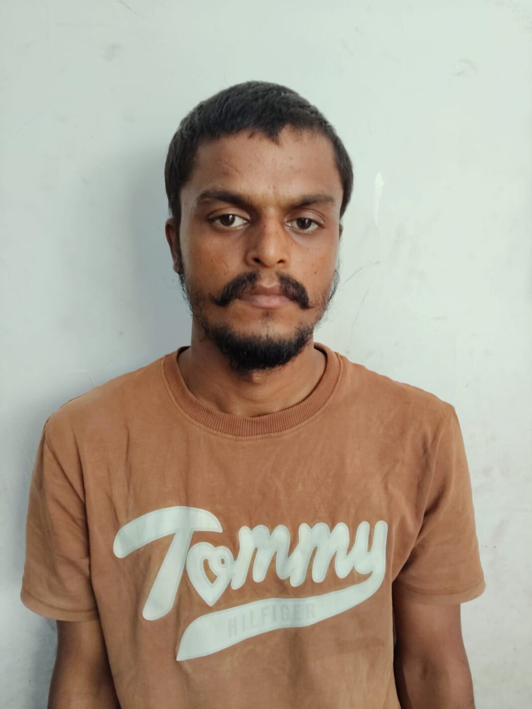 4 साल के मासूम की हत्या का खुलासा! महीनों से फरार आरोपी आखिरकार गिरफ्तार 4 साल के मासूम की हत्या का खुलासा! महीनों से फरार आरोपी आखिरकार गिरफ्तार