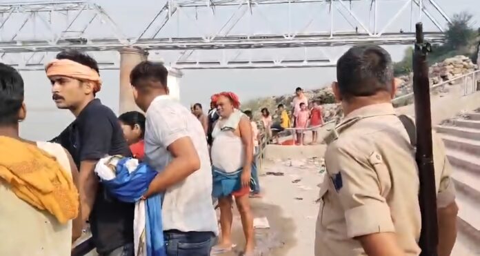 रामघाट पर नहाने के दौरान 8 वर्षीय बच्चे की डूबने से मौत