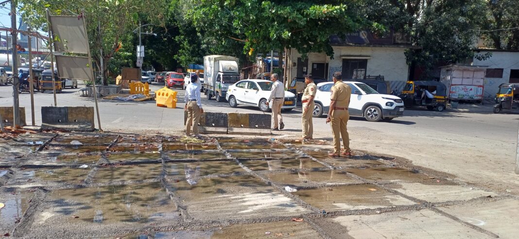 बीएमसी की नई पहल: अंग्रेजों के समय के नाले पर स्लैब बिछाने से ठाणे मुंबई यातायात में आई राहत बीएमसी की नई पहल: अंग्रेजों के समय के नाले पर स्लैब बिछाने से ठाणे मुंबई यातायात में आई राहत