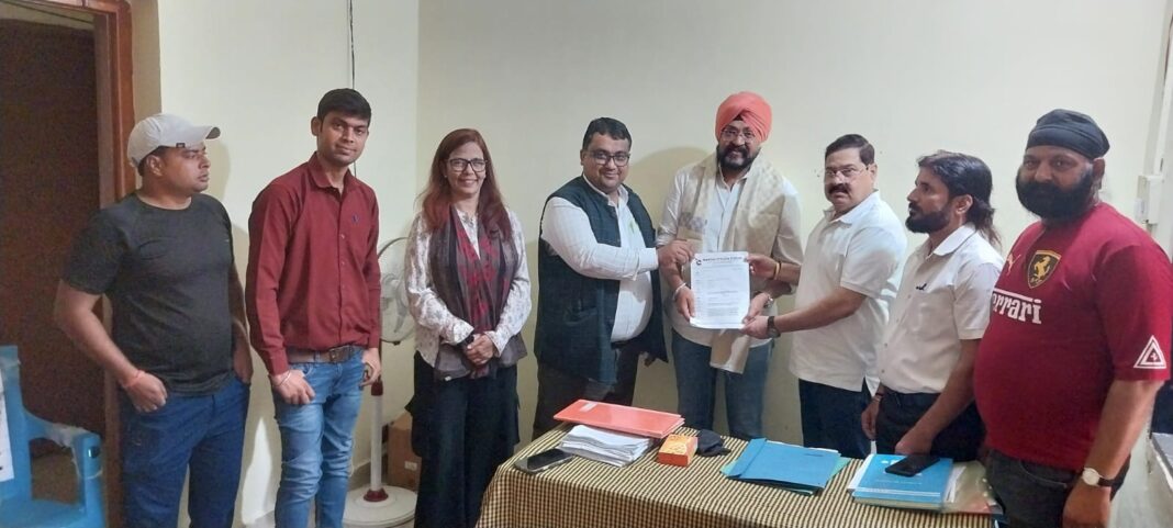 दीपेश निराला सहित अन्य प्रमुख हस्तियों से मुलाकात: एक गर्मजोशी भरा संवाद दीपेश निराला से मुलाकात