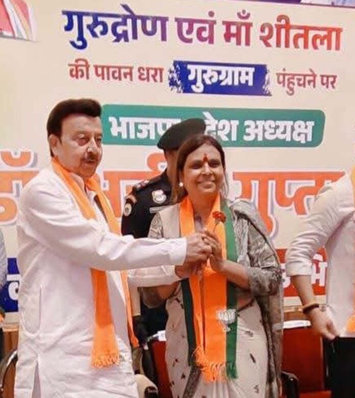 गुरुग्राम में भाजपा प्रदेश अध्यक्ष डा. अर्चना गुप्ता का गर्मजोशी से स्वागत।
