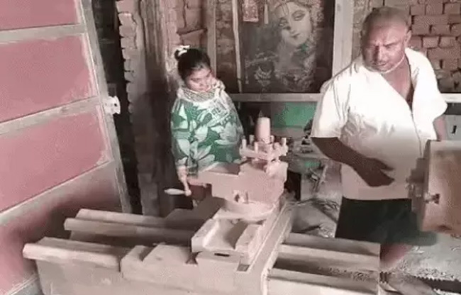 सोनीपत: जिस घर में चोरी हुई, वहीं से मिला चोर का शव सोनीपत: जिस घर में चोरी हुई, वहीं से मिला चोर का शव