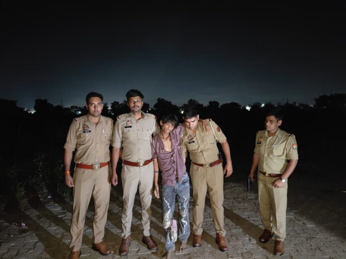 पुलिस मुठभेड़ में हत्याकांड का आरोपी अर्पित उर्फ पहाड़ी गिरफ्तार, बरामद हुए तमंचा और कारतूस।