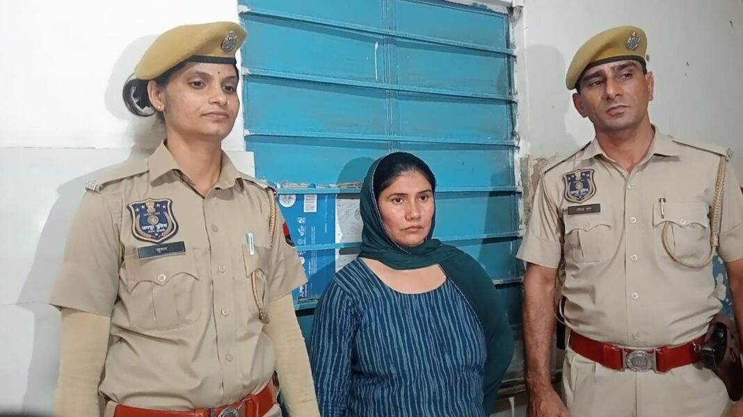 रंजिश का दर्दनाक परिणाम: पड़ोसी महिला ने 5 साल की मासूम को उतारा मौत के घाट रंजिश का दर्दनाक परिणाम: पड़ोसी महिला ने 5 साल की मासूम को उतारा मौत के घाट
