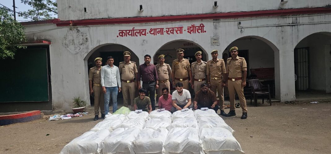 गांजे की बड़ी खेप के साथ पकड़ा गया तस्कर, पुलिस ने की कार्रवाई गांजे की बड़ी खेप के साथ पकड़ा गया तस्कर, पुलिस ने की कार्रवाई