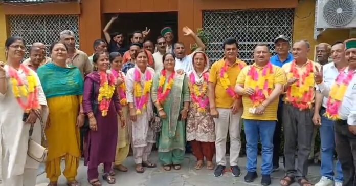 ददाहू ब्लॉक समिति: क्षमादत्त शर्मा अध्यक्ष और रक्षा नेगी उपाध्यक्ष चुने गए, कांग्रेस ने हासिल किया बहुमत