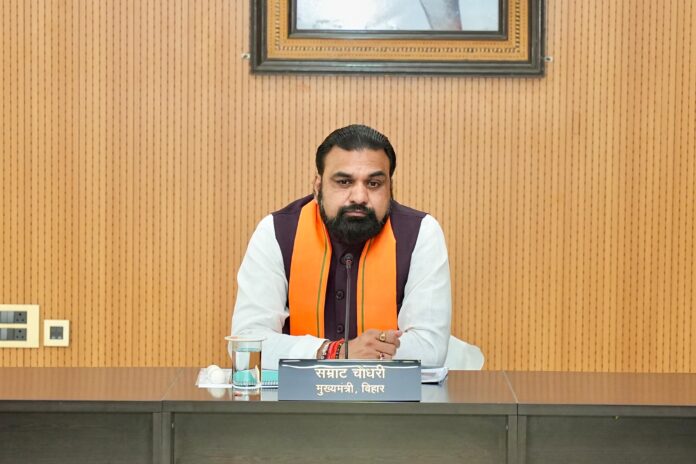 मुख्यमंत्री की महत्वपूर्ण बैठक मुख्यमंत्री की महत्वपूर्ण बैठक