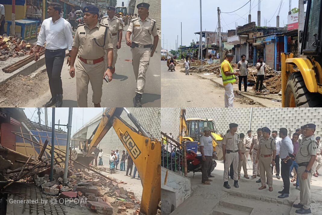बहादुरगंज में अवैध कब्जों पर सरकार का बड़ा एक्शन: एनएच-327ई के किनारे से हटाए गए अतिक्रमण बहादुरगंज में अवैध कब्जों पर सरकार का बड़ा एक्शन: एनएच-327ई के किनारे से हटाए गए अतिक्रमण