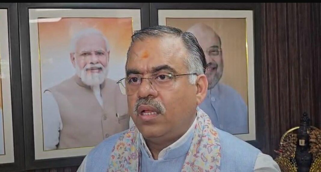 भाजपा के राष्ट्रीय महासचिव तरुण चुग ने की बड़ी घोषणा
