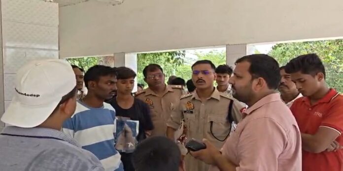 दुर्गा प्रतिमा खंडित होने की घटना