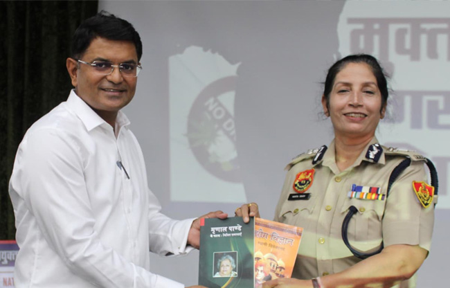 सोनीपत में नशा मुक्ति अभियान: पुलिस आयुक्त ममता सिंह ने की मंच से अपील सोनीपत में नशा मुक्ति अभियान