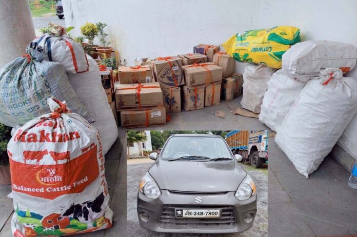 जप्त की गई सामग्री: पुलिस ने की बड़ी कार्रवाई