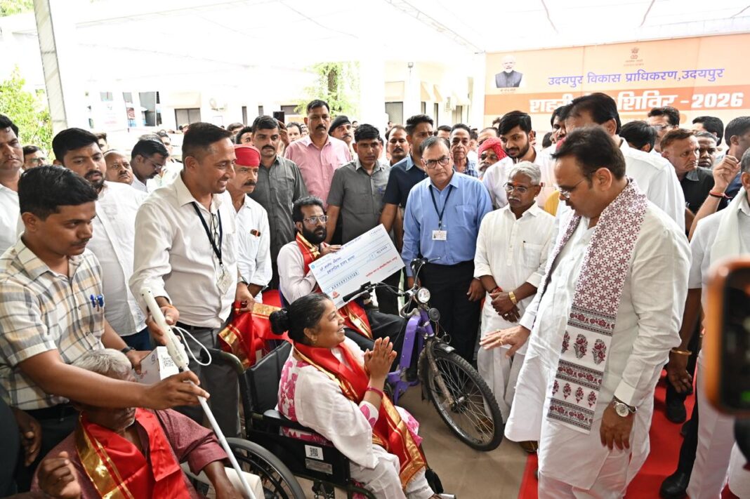 नगरीय सुविधाओं की समीक्षा के लिए शहरी सेवा शिविर का निरीक्षण किया गया नगरीय सुविधाओं की समीक्षा के लिए शहरी सेवा शिविर का निरीक्षण किया गया