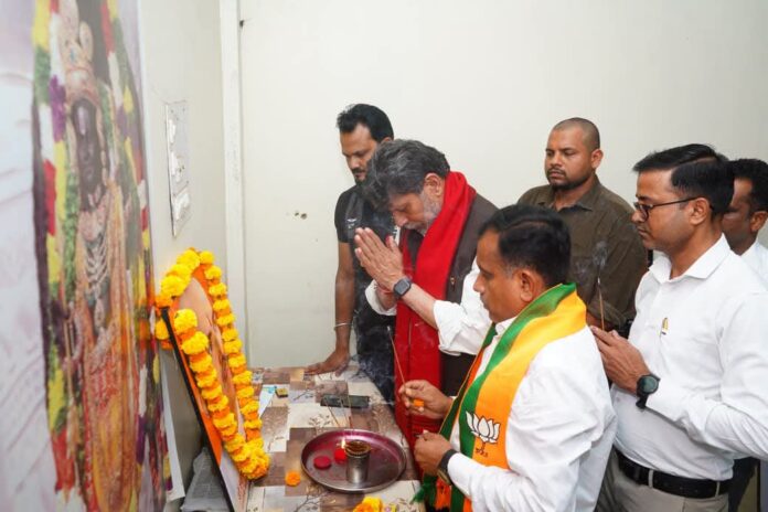 डॉ. श्यामाप्रसाद मुखर्जी को श्रद्धांजलि