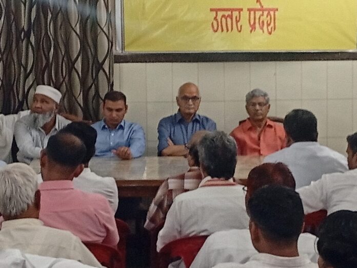 उत्तर प्रदेश विद्युत कर्मचारी संयुक्त संघर्ष समिति की महत्वपूर्ण बैठक: भविष्य की रणनीति पर चर्चा