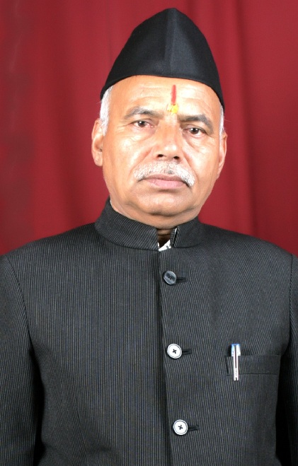 प्रयाग पाण्डे की एक झलक