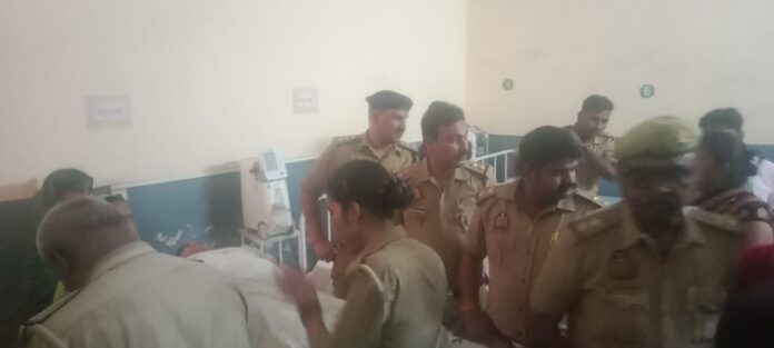 हॉस्पिटल में पुलिस की गोलीबारी हॉस्पिटल में पुलिस की गोलीबारी