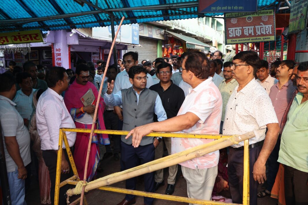 जिलाधिकारी की निगरानी: विकास परियोजनाओं का गहन निरीक्षण