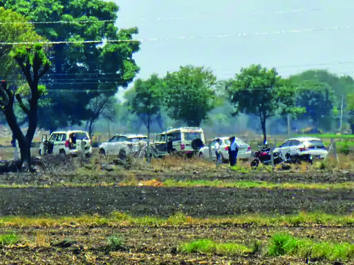 खेत में चल रही थी एमडी ड्रग्स की फैक्ट्री, पुलिस ने 14 करोड़ की ड्रग्स जब्त की, दो आरोपी गिरफ्तार एमडी ड्रग्स फैक्ट्री जब्ती