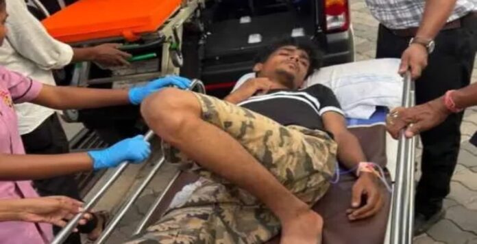 पुलिस मुठभेड़ में घायल आरोपी की पहली तस्वीर सामने आई पुलिस मुठभेड़ में घायल आरोपी की पहली तस्वीर सामने आई