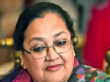 पाकिस्तानी राजनीति में लुइस खुर्शीद: एक नए युग की शुरुआत लुईस खुर्शीद