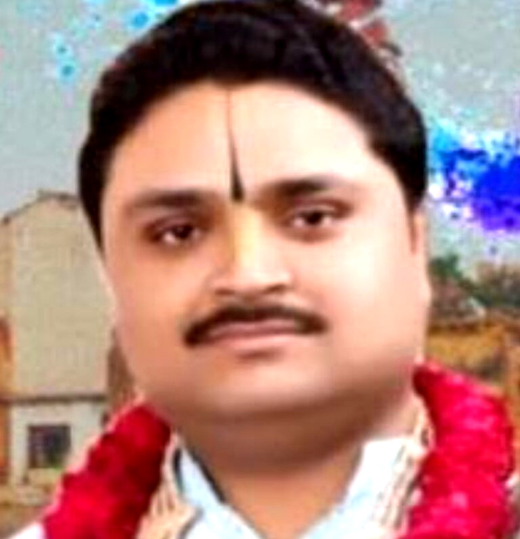 हरिद्वार में अस्थि विसर्जन टिप्पणी पर बवाल! कथावाचक के खिलाफ मुकदमा दर्ज हरिद्वार में अस्थि विसर्जन टिप्पणी पर बवाल! कथावाचक के खिलाफ मुकदमा दर्ज
