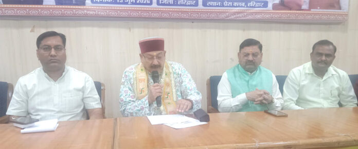 पत्रकारों के साथ विशेष बातचीत पत्रकारों के साथ विशेष बातचीत