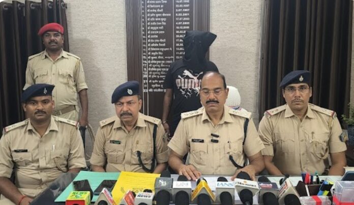 हथियार तस्करी मामले में आरोपी गिरफ्तार