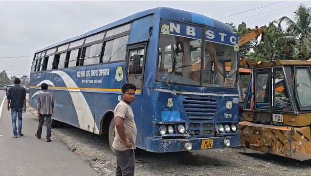 सरकारी बस हादसा: यात्रियों की जान जोखिम में सरकारी बस हादसा