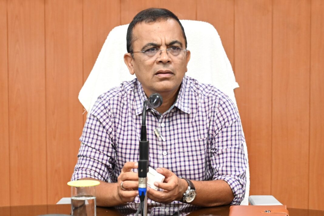 जांजगीर-चांपा में खरीफ सीजन की तैयारियों में कलेक्टर की सख्ती: खाद-बीज की उपलब्धता, KCC और एग्रीस्टेक पंजीयन की समीक्षा शुरू जांजगीर-चांपा में खरीफ सीजन की तैयारियों में कलेक्टर की सख्ती: खाद-बीज की उपलब्धता, KCC और एग्रीस्टेक पंजीयन की समीक्षा शुरू