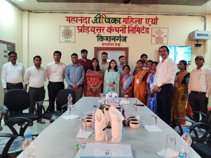 पोठिया में टी प्रोसेसिंग इकाई का दौरा: आईएएस प्रशिक्षुओं की टीम ने सीखे चाय उत्पादन के गुर