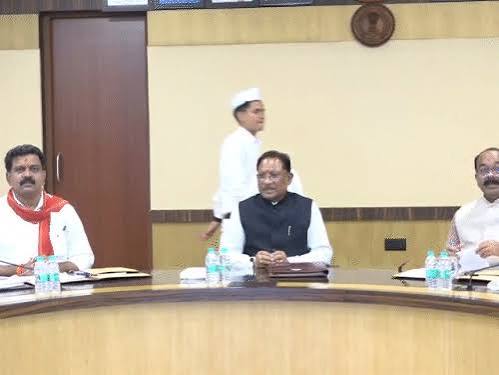 मुख्यमंत्री की अध्यक्षता में कैबिनेट की महत्वपूर्ण बैठक संपन्न मुख्यमंत्री की अध्यक्षता में कैबिनेट बैठक