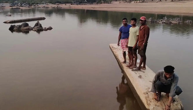 कांकेर जिले में नावें क्षतिग्रस्त और डूबीं