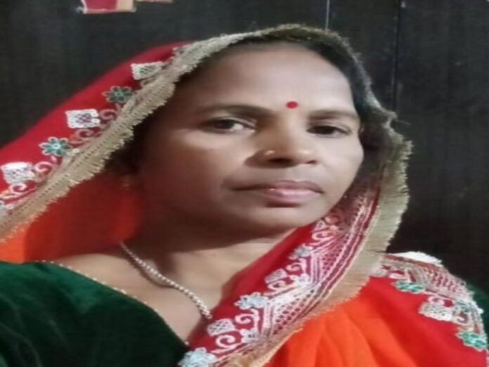 चांदी के कड़ों के लालच में महिला की हत्या! कुएं में मिला लापता महिला का शव चांदी के कड़ों के लालच में महिला की हत्या! कुएं में मिला लापता महिला का शव