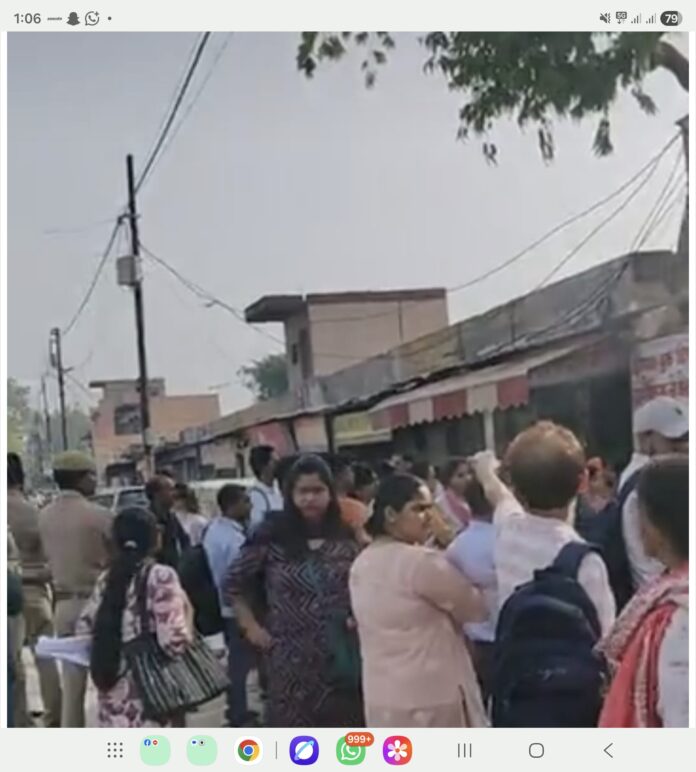 सेवानिवृत्त शिक्षक के बेटे की गोली मारकर हत्या कर दी