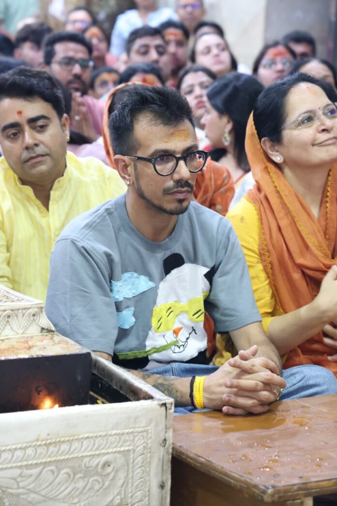 क्रिकेटर युजवेंद्र चाहल महाकालेश्वर मंदिर में क्रिकेटर युजवेंद्र चाहल महाकालेश्वर मंदिर में