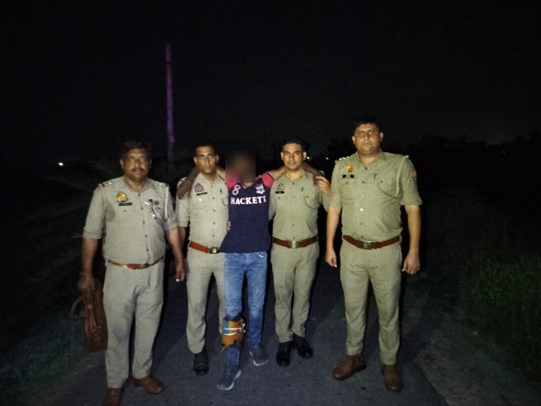 हिस्ट्रीशीटर पुलिस के शिकंजे में: अपराध का एक और बड़ा सिर दबाया गया हिस्ट्रीशीटर पुलिस के शिकंजे में