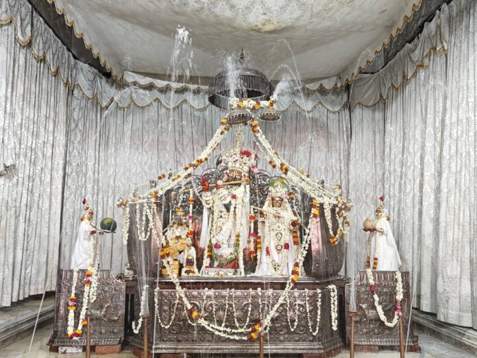 निर्जला एकादशी पर गोविंददेवजी मंदिर