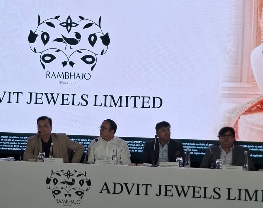 अद्वित ज्वेल्स के चेयरमैन एवं प्रबंध निदेशक नितिन गिलारा ने प्रेसवार्ता में की बड़ी घोषणा