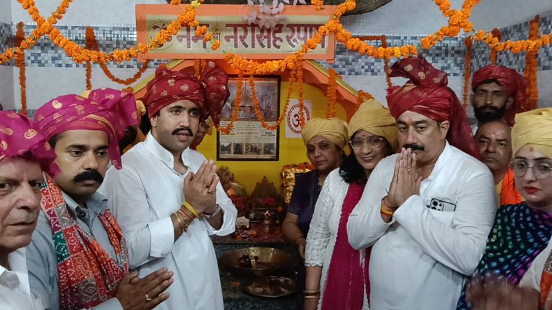 पिपलू मेले का शुभारंभ करते लोक निर्माण मंत्री विक्रमादित्य सिंह। पिपलू मेला शुभारंभ करते विक्रमादित्य सिंह