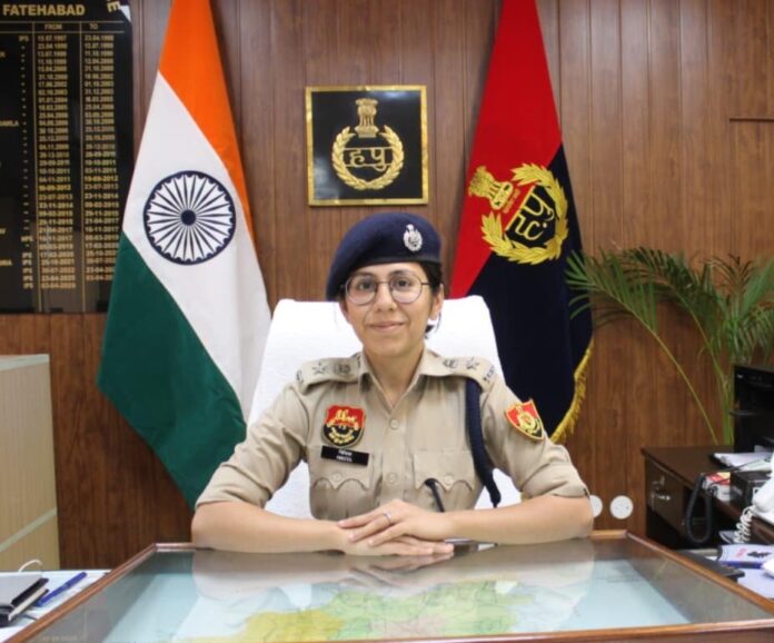 फतेहाबाद एसपी निकिता खट्टर की तस्वीर